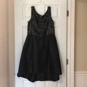 ML Monique Lhuillier Black Sequin Back Down Dress